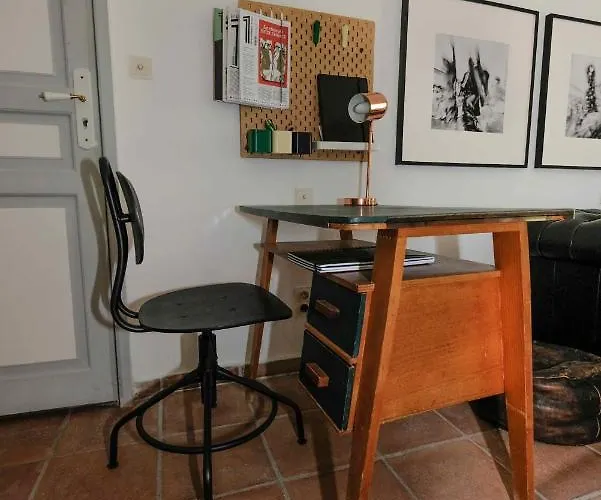 Apartman Des Antiquaires *